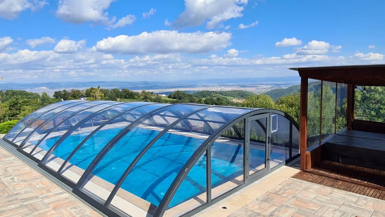 Villa Ozoni - Jezerc Урошевац Экстерьер фото