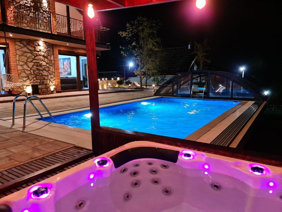 Villa Ozoni - Jezerc Урошевац Экстерьер фото
